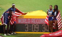 USA breaks mixed relay world record, Fraser-Pryce regains it